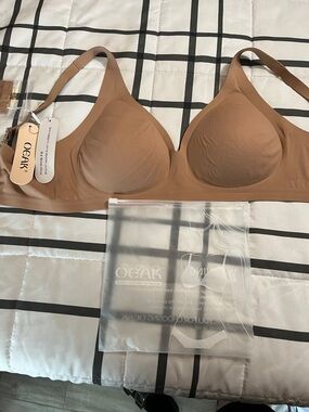OEAK Smooth Wireless Bra in Brown